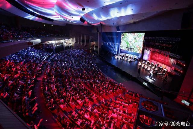 通过不断的 通过不断的